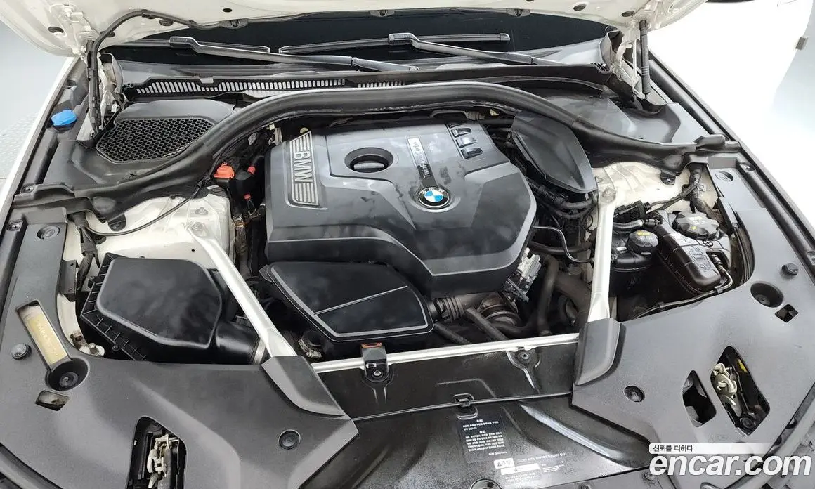 BMW 5 серия 2018 2.0 автомат (гидро), фото 6