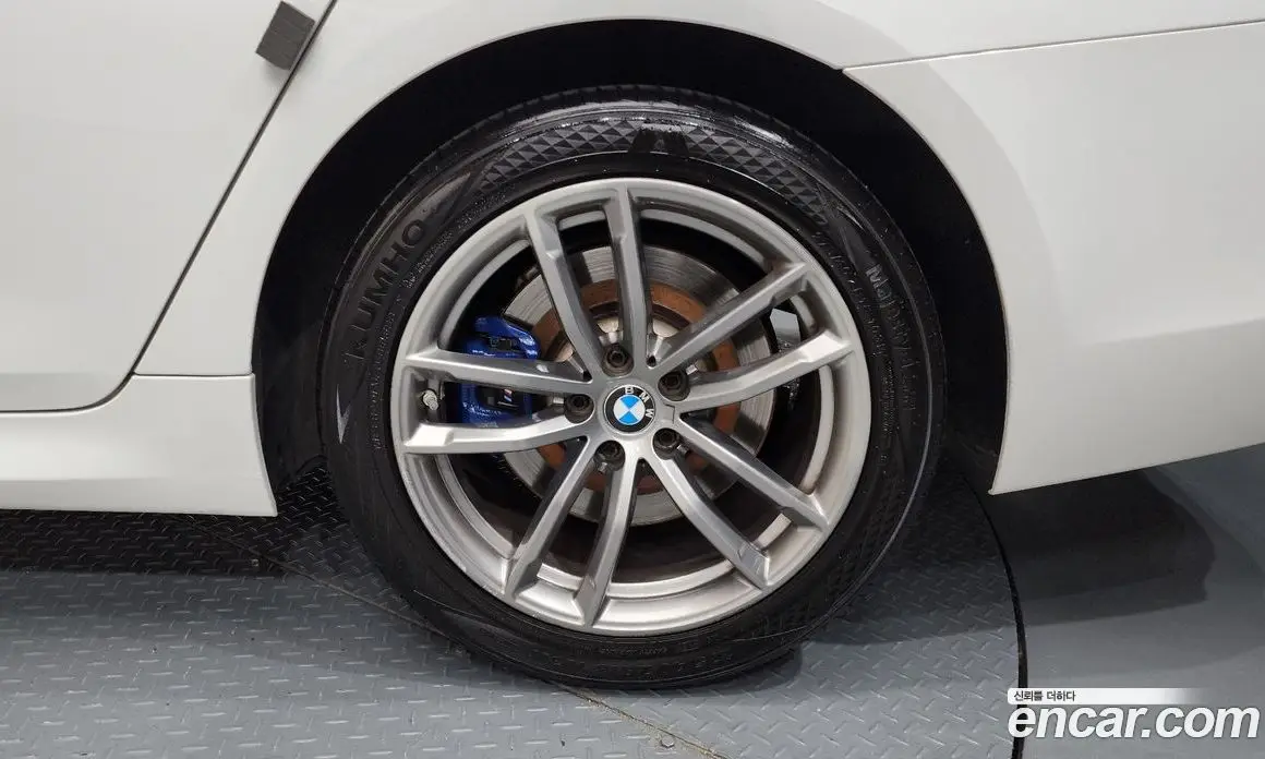 BMW 5 серия 2018 2.0 автомат (гидро), фото 7