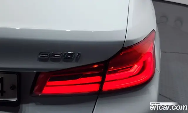 BMW 5 серия 2018 2.0 автомат (гидро), миниатюра 9