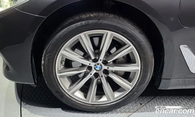 BMW 5 серия 2020 2.0 автомат (гидро), миниатюра 4 BMW 5 серия 2020 2.0 автомат (гидро), миниатюра 4
