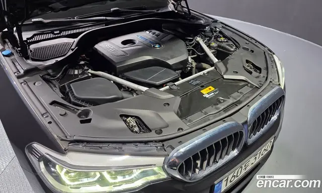 BMW 5 серия 2020 2.0 автомат (гидро), миниатюра 5 BMW 5 серия 2020 2.0 автомат (гидро), миниатюра 5