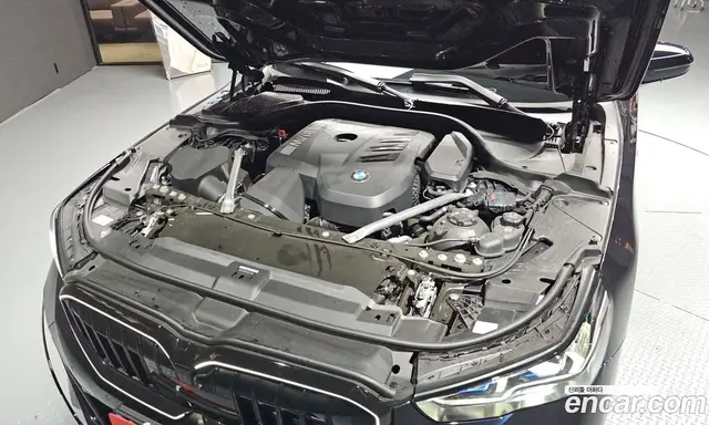BMW 5 серия 2025 2.0 автомат (гидро), миниатюра 6