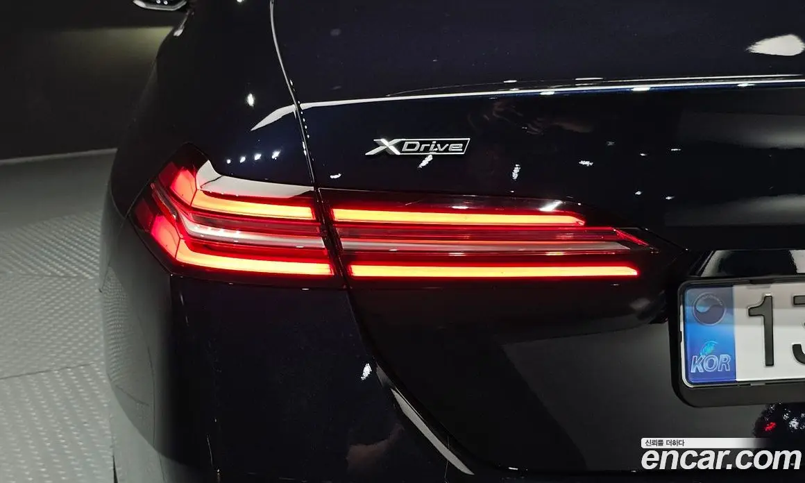 BMW 5 серия 2025 2.0 автомат (гидро), фото 9