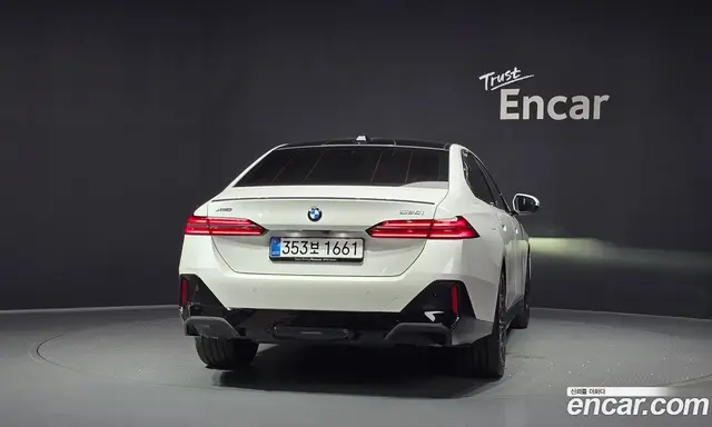 BMW 5 серия 2026 2.0 автомат (гидро), миниатюра 2 BMW 5 серия 2026 2.0 автомат (гидро), миниатюра 2
