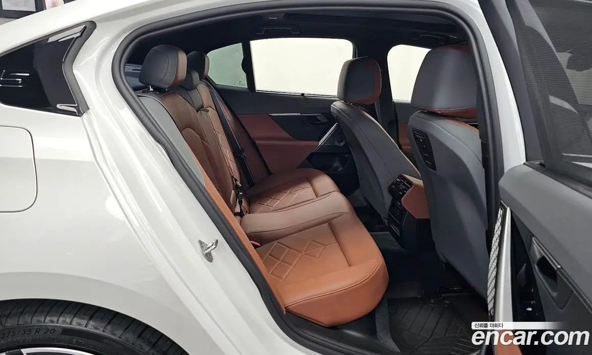 BMW 5 серия 2026 2.0 автомат (гидро), фото 17 BMW 5 серия 2026 2.0 автомат (гидро), фото 17
