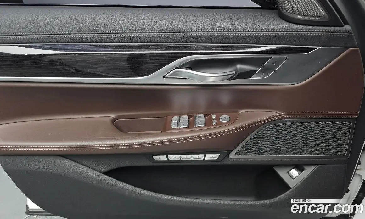 BMW 7 серия 2017 3.0 автомат (гидро), фото 13