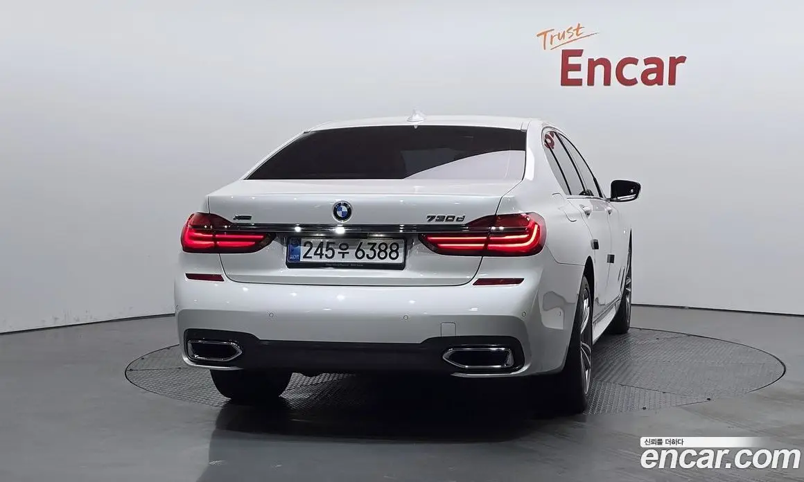 BMW 7 серия 2017 3.0 автомат (гидро), фото 3