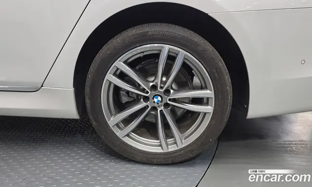 BMW 7 серия 2017 3.0 автомат (гидро), миниатюра 6