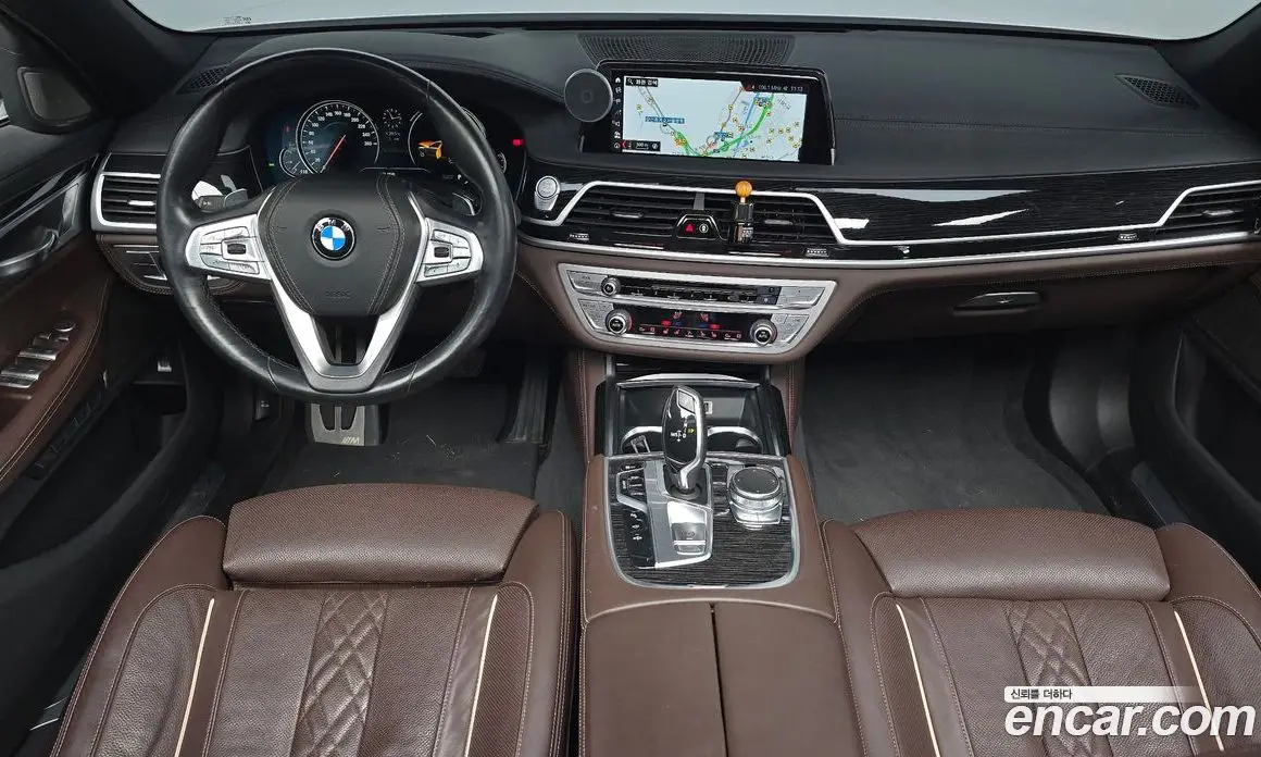 BMW 7 серия 2017 3.0 автомат (гидро), фото 9