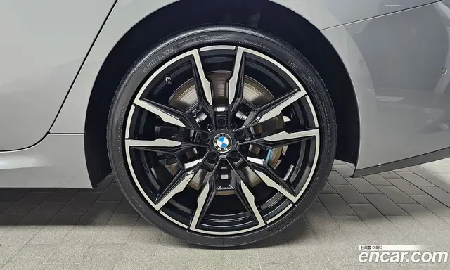 BMW 8 серия 2025 4.4 автомат (гидро), миниатюра 6 BMW 8 серия 2025 4.4 автомат (гидро), миниатюра 6