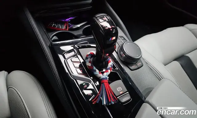 BMW M5 2019 4.4 автомат (гидро), миниатюра 12