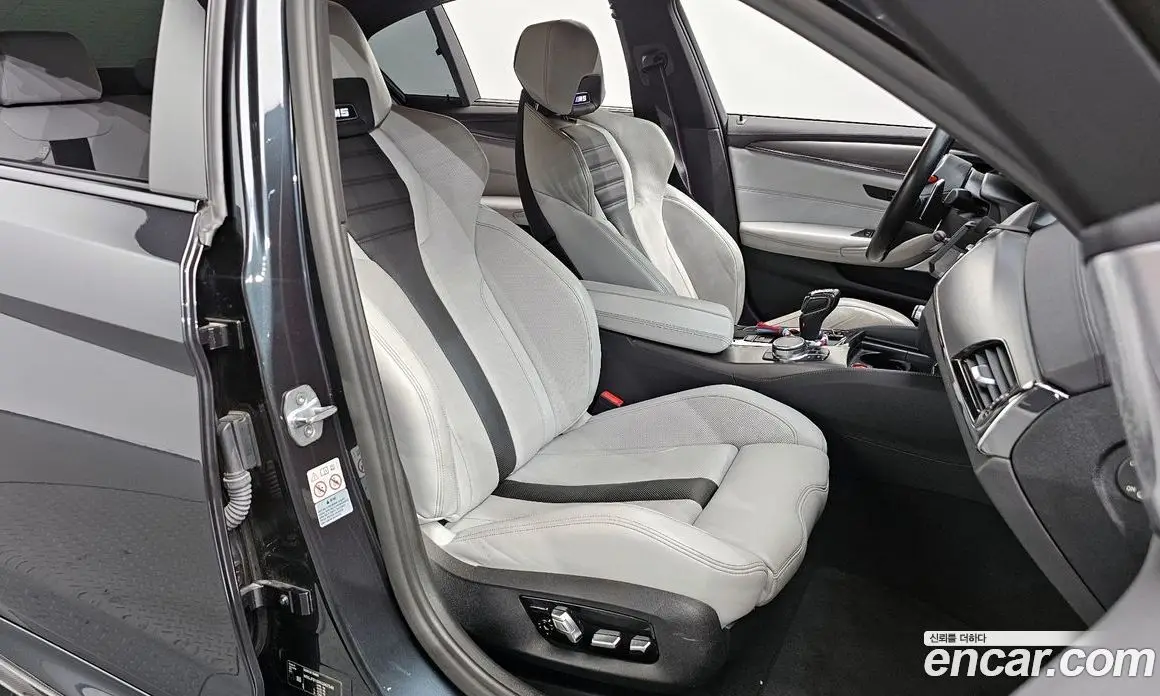 BMW M5 2019 4.4 автомат (гидро), фото 17 BMW M5 2019 4.4 автомат (гидро), фото 17