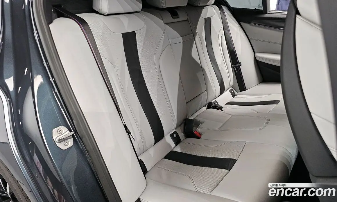 BMW M5 2019 4.4 автомат (гидро), фото 18 BMW M5 2019 4.4 автомат (гидро), фото 18