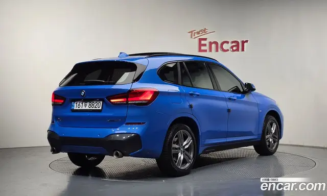 BMW X1 2021 2.0 автомат (гидро), миниатюра 2