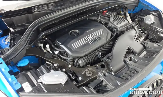 BMW X1 2021 2.0 автомат (гидро), миниатюра 6