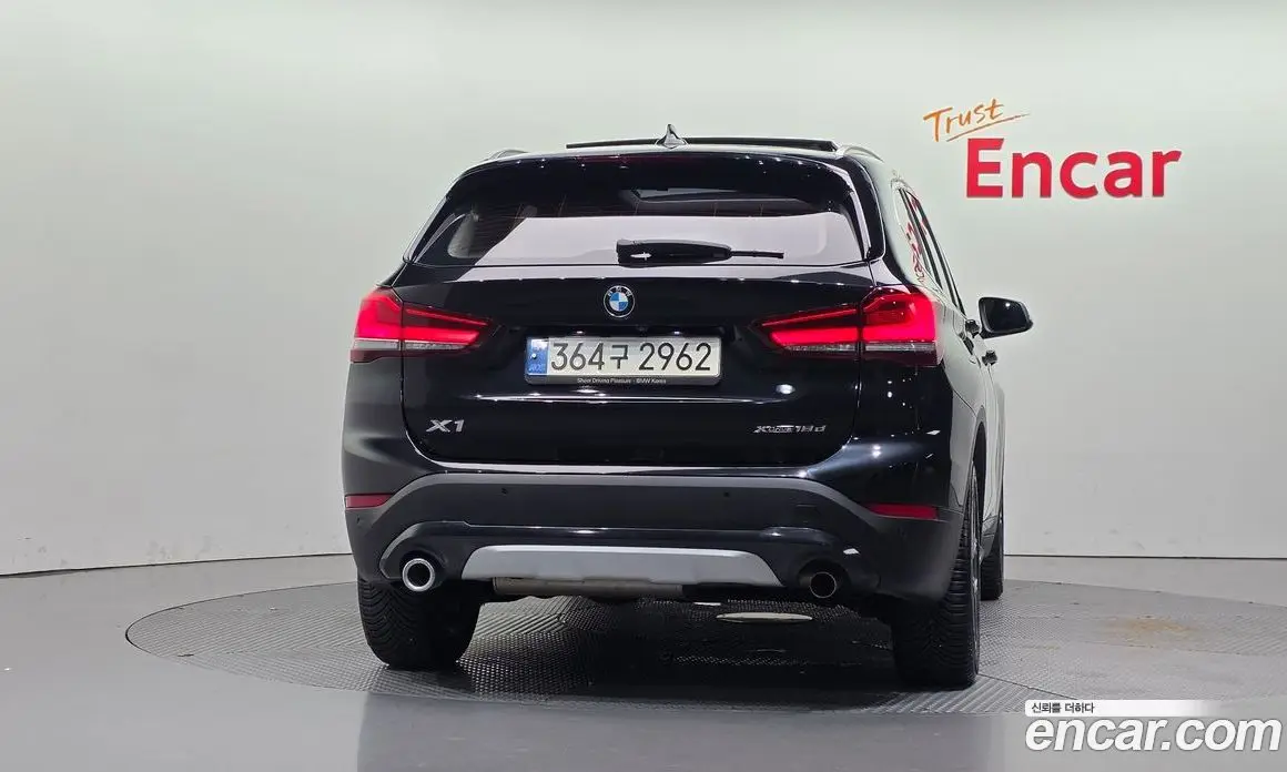 BMW X1 2021 2.0 автомат (гидро), фото 4 BMW X1 2021 2.0 автомат (гидро), фото 4