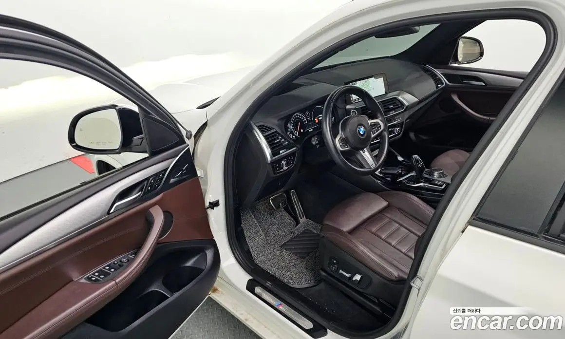 BMW X3 2018 2.0 автомат (гидро), фото 13