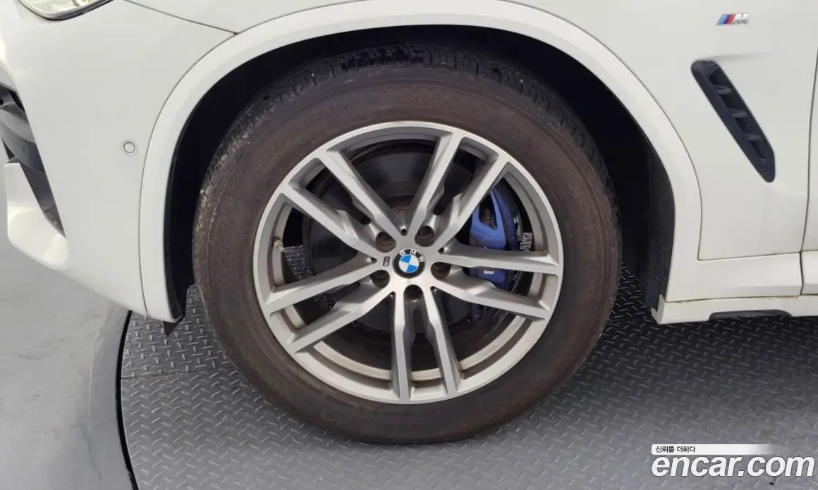 BMW X3 2018 2.0 автомат (гидро), фото 5
