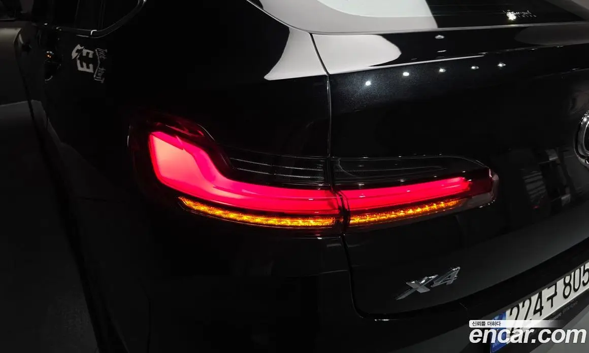 BMW X4 2024 2.0 автомат (гидро), фото 9