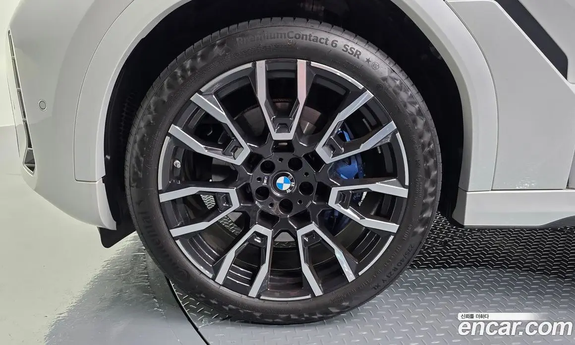 BMW X6 2024 3.0 автомат (гидро), фото 4