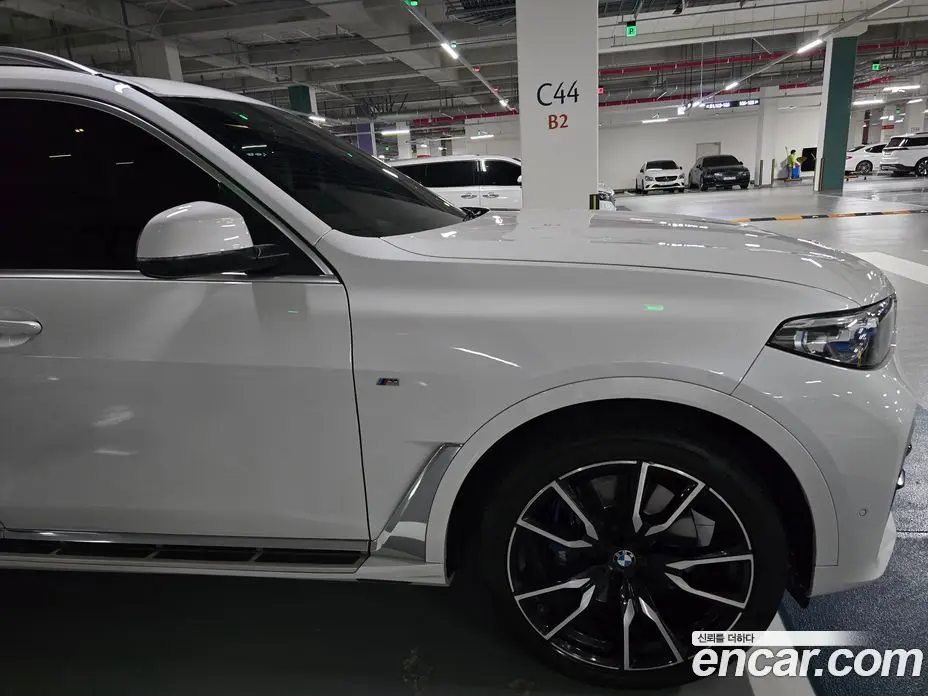 BMW X7 2022 3.0 автомат (гидро), фото 6 BMW X7 2022 3.0 автомат (гидро), фото 6