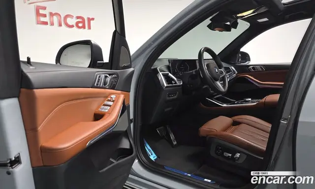 BMW X7 2023 3.0 автомат (гидро), миниатюра 12