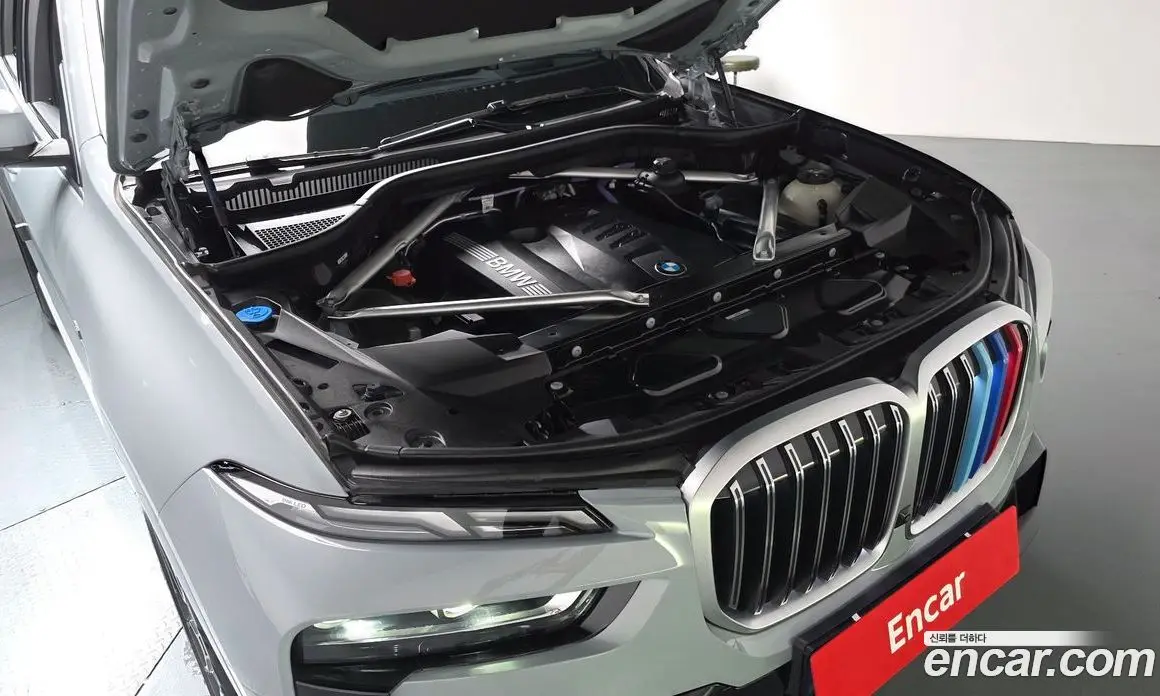 BMW X7 2023 3.0 автомат (гидро), фото 5