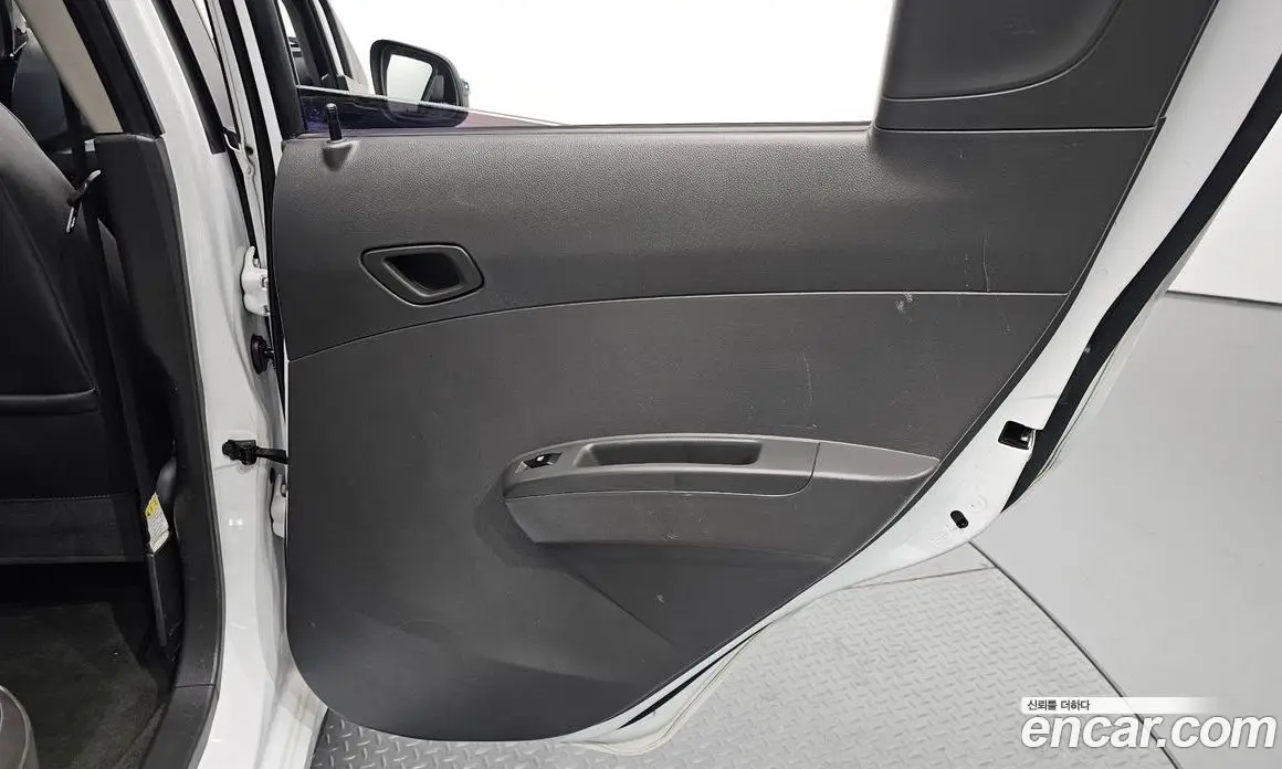Chevrolet Spark 2013 1.0 автомат (гидро), фото 15