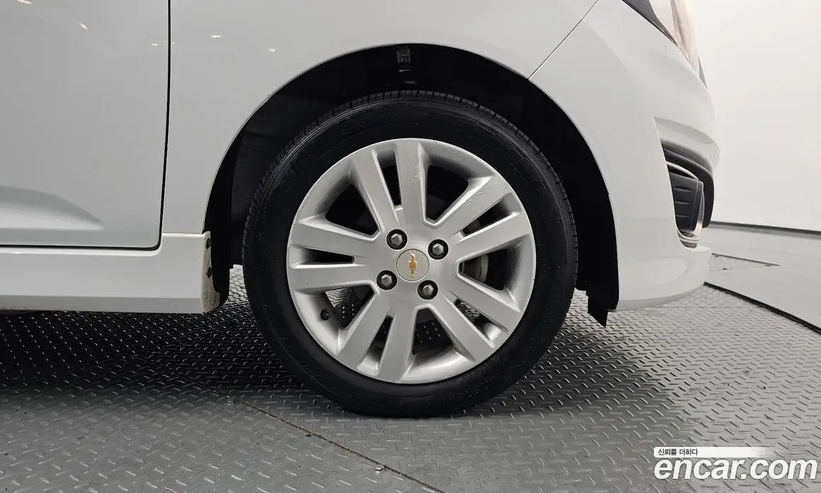 Chevrolet Spark 2013 1.0 автомат (гидро), фото 7