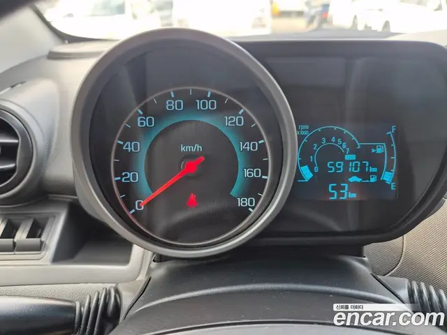 Chevrolet Spark 2014 1.0 автомат (гидро), миниатюра 8 Chevrolet Spark 2014 1.0 автомат (гидро), миниатюра 8