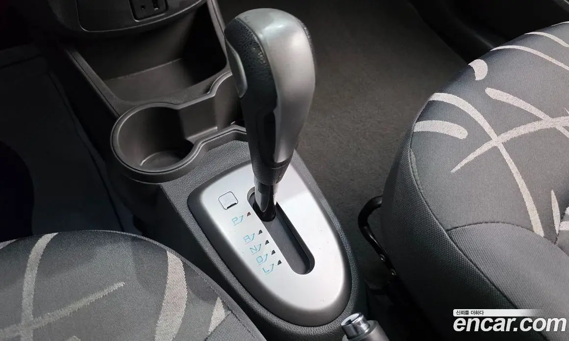 Chevrolet Spark 2015 1.0 автомат (гидро), фото 12