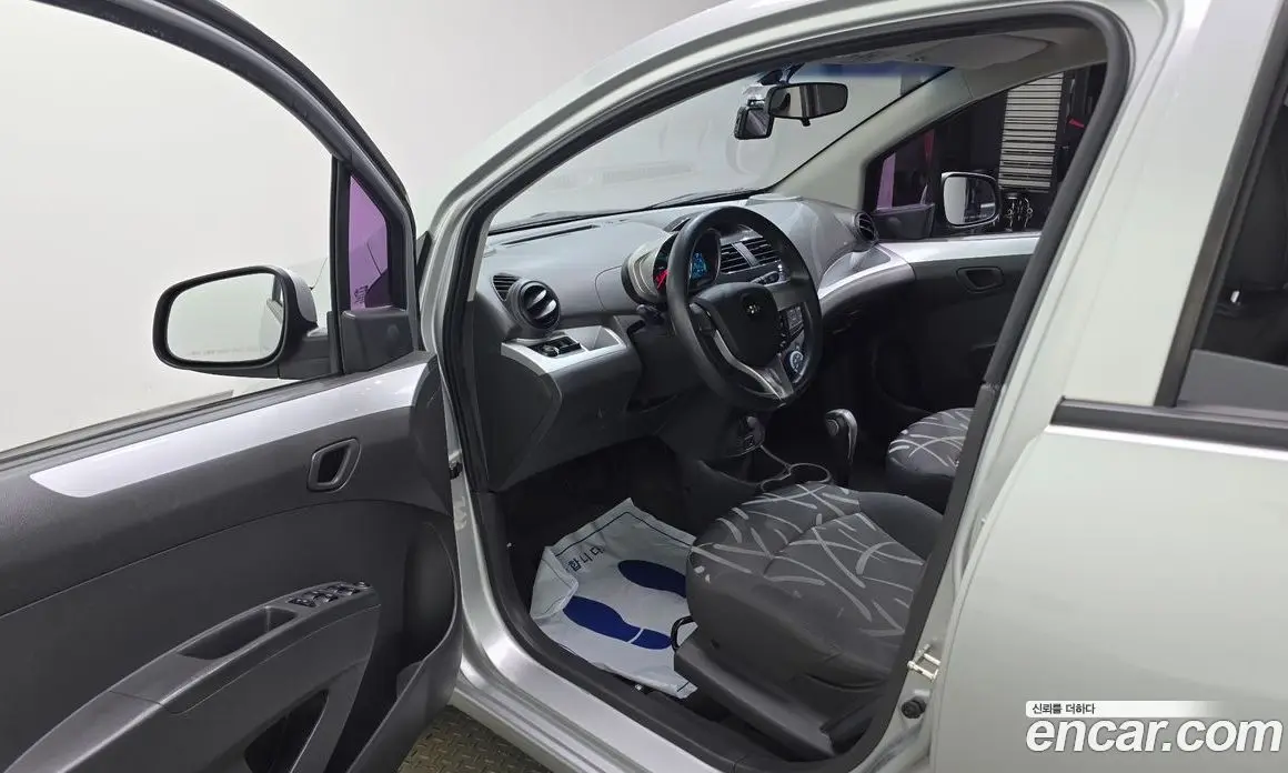 Chevrolet Spark 2015 1.0 автомат (гидро), фото 13