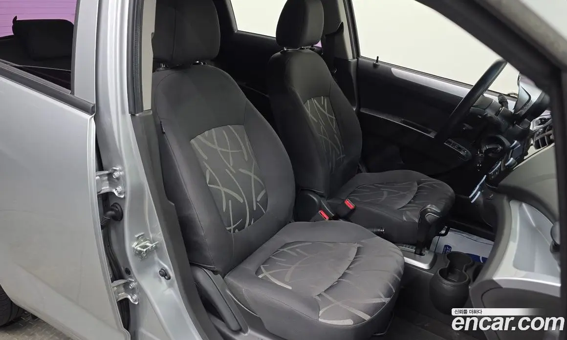 Chevrolet Spark 2015 1.0 автомат (гидро), фото 16