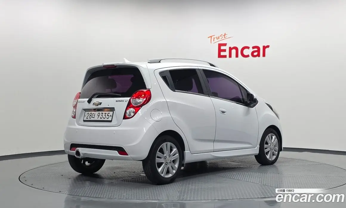 Chevrolet Spark 2015 1.0 автомат (гидро), фото 2 Chevrolet Spark 2015 1.0 автомат (гидро), фото 2