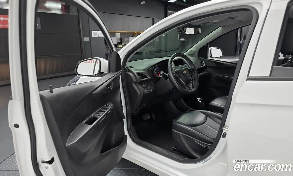 Chevrolet Spark 2020 1.0 автомат (гидро), фото 12