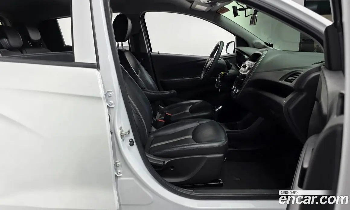 Chevrolet Spark 2020 1.0 автомат (гидро), фото 15