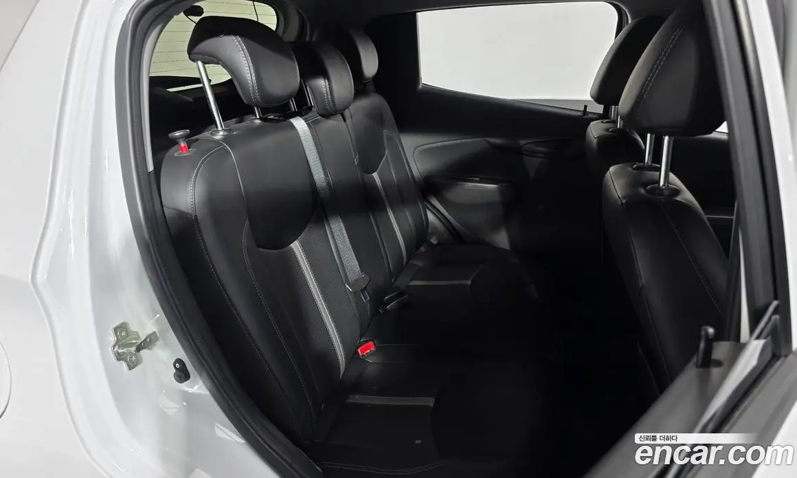 Chevrolet Spark 2020 1.0 автомат (гидро), фото 16