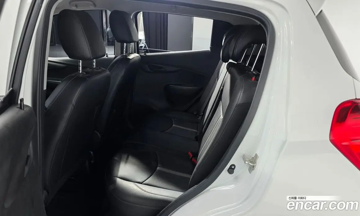 Chevrolet Spark 2020 1.0 автомат (гидро), фото 17