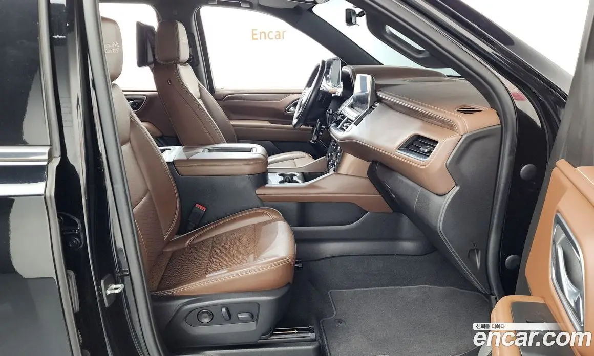 Chevrolet Surburban 2021 6.2 автомат (гидро), фото 16