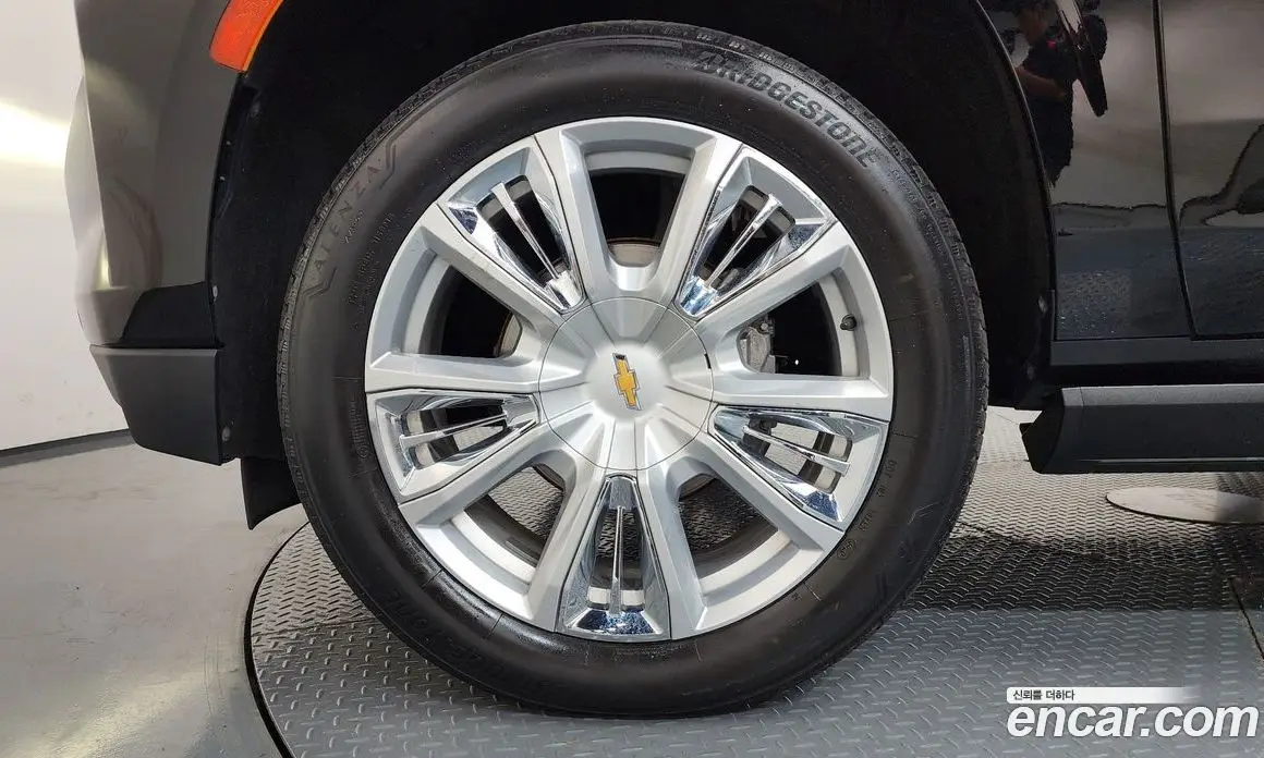 Chevrolet Surburban 2021 6.2 автомат (гидро), фото 5
