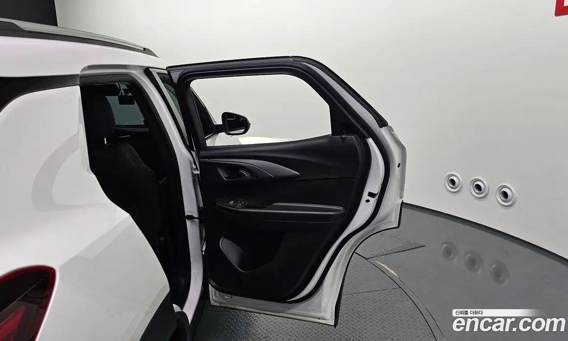 Chevrolet TrailBlazer 2020 1.3 автомат (гидро), фото 15 Chevrolet TrailBlazer 2020 1.3 автомат (гидро), фото 15