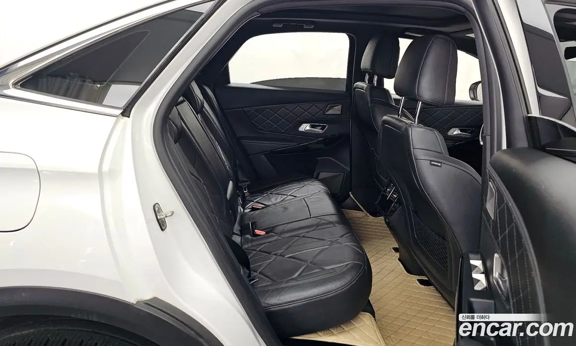 Citroen DS7 2019 2.0 автомат (гидро), фото 18