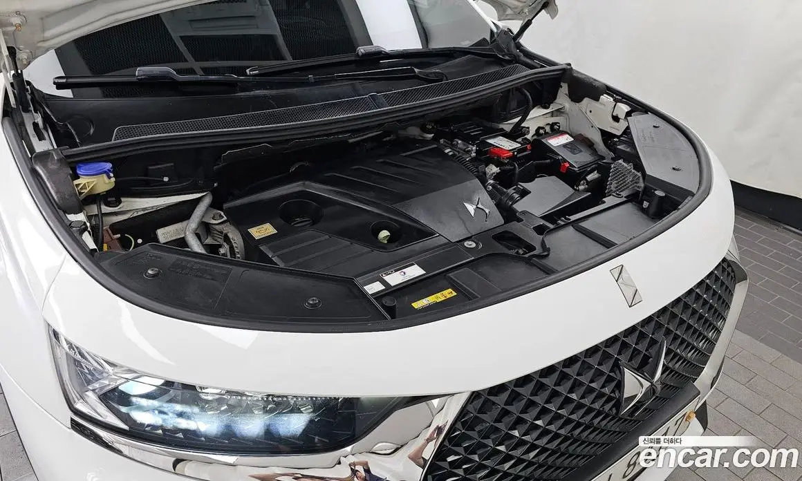 Citroen DS7 2019 2.0 автомат (гидро), фото 6