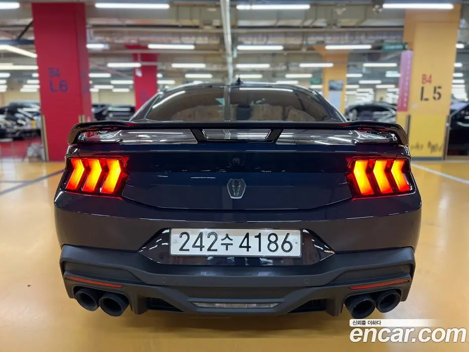 Ford Mustang 2024 5.0 автомат (гидро), фото 5 Ford Mustang 2024 5.0 автомат (гидро), фото 5