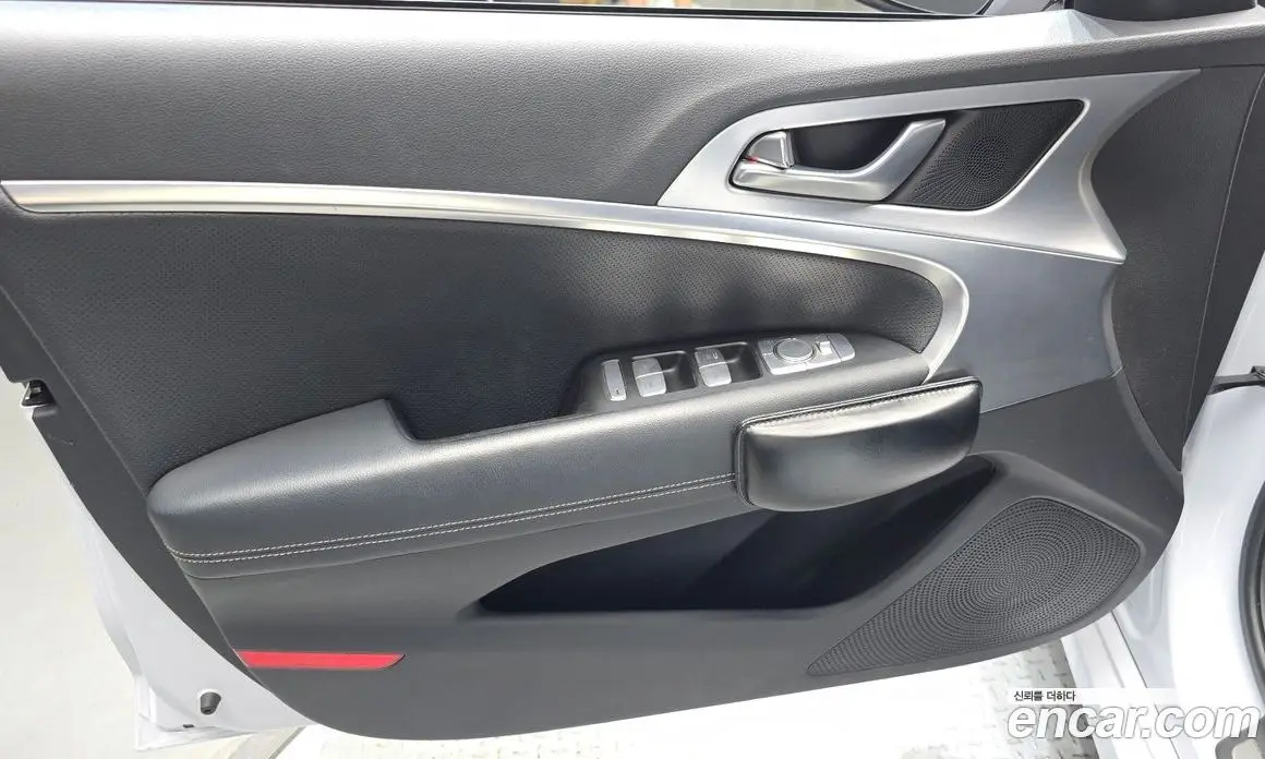 Genesis G70 2019 2.0 автомат (гидро), фото 14 Genesis G70 2019 2.0 автомат (гидро), фото 14