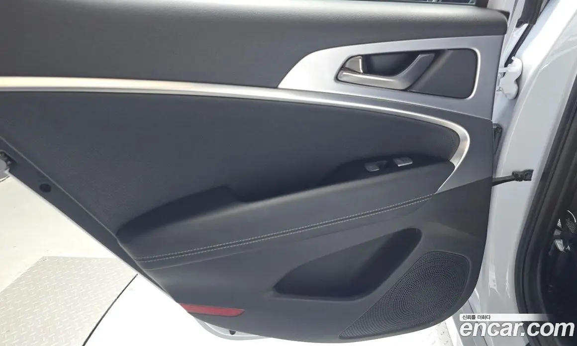 Genesis G70 2019 2.0 автомат (гидро), фото 15 Genesis G70 2019 2.0 автомат (гидро), фото 15