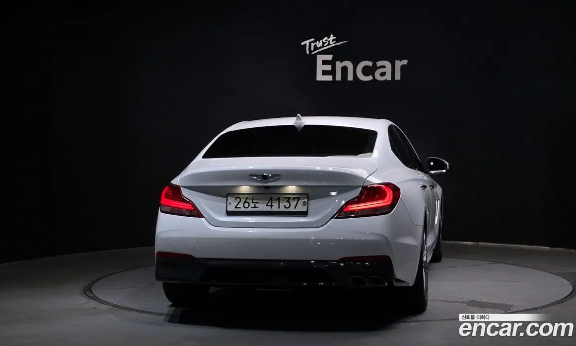 Genesis G70 2019 2.0 автомат (гидро), фото 4 Genesis G70 2019 2.0 автомат (гидро), фото 4