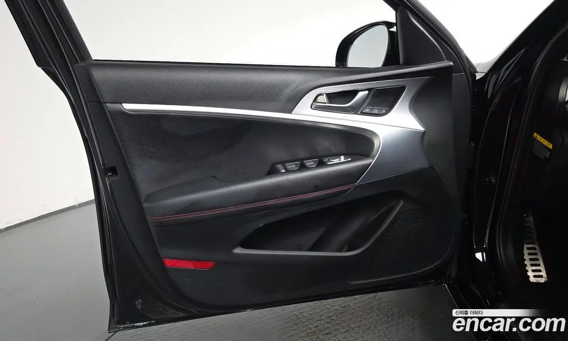 Genesis G70 2019 3.3 автомат (гидро), фото 13 Genesis G70 2019 3.3 автомат (гидро), фото 13
