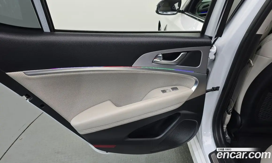 Genesis G70 2019 2.0 автомат (гидро), фото 15 Genesis G70 2019 2.0 автомат (гидро), фото 15