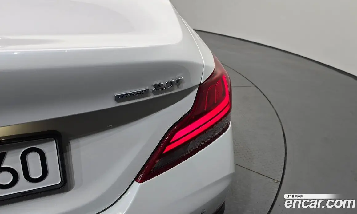 Genesis G70 2019 2.0 автомат (гидро), фото 9 Genesis G70 2019 2.0 автомат (гидро), фото 9